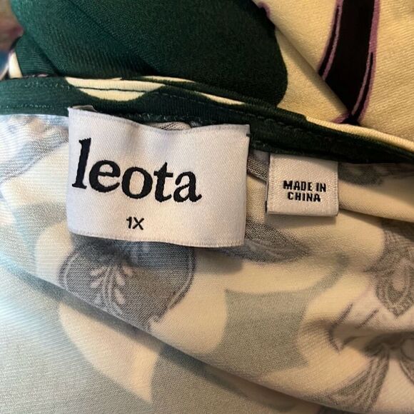 Leota Faux Wrap Ruby Floral Jumpsuit in Green/Purple/Cream 1X New - Picture 7 of 10